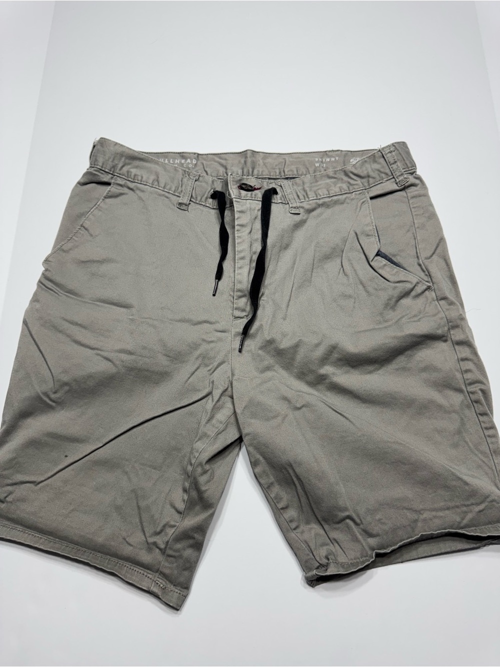 Bullhead Gray Hybrid Shorts with Black Drawstring